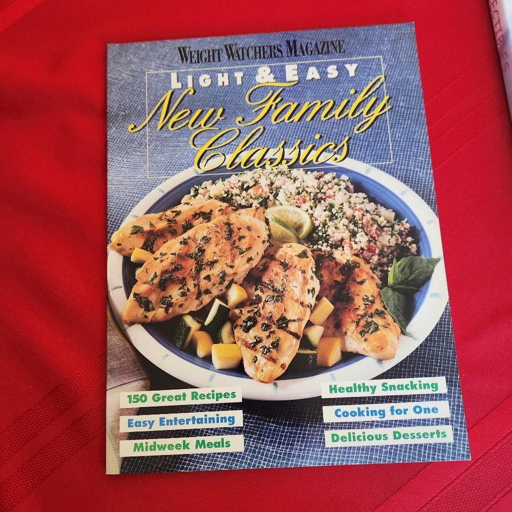 Weight Watchers Light & Easy New Family Classics Cookbook
